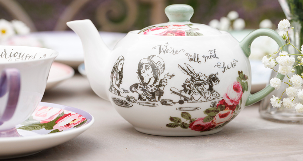Čajová konvice V&A Alice in Wonderland, porcelán, 400 ml do textu